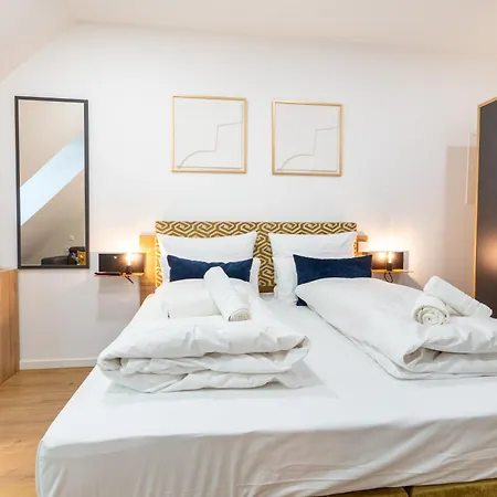 Hotel Cherisy - Volldigitales Mit Self-check-in Mit Aufzug 3*