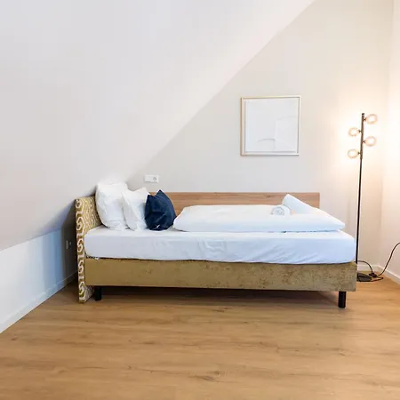 Hotel Cherisy - Volldigitales Mit Self-check-in Mit Aufzug