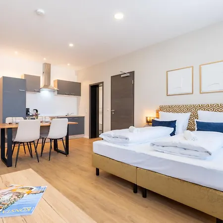 Hotel Cherisy - Volldigitales Mit Self-check-in Mit Aufzug Konstanz